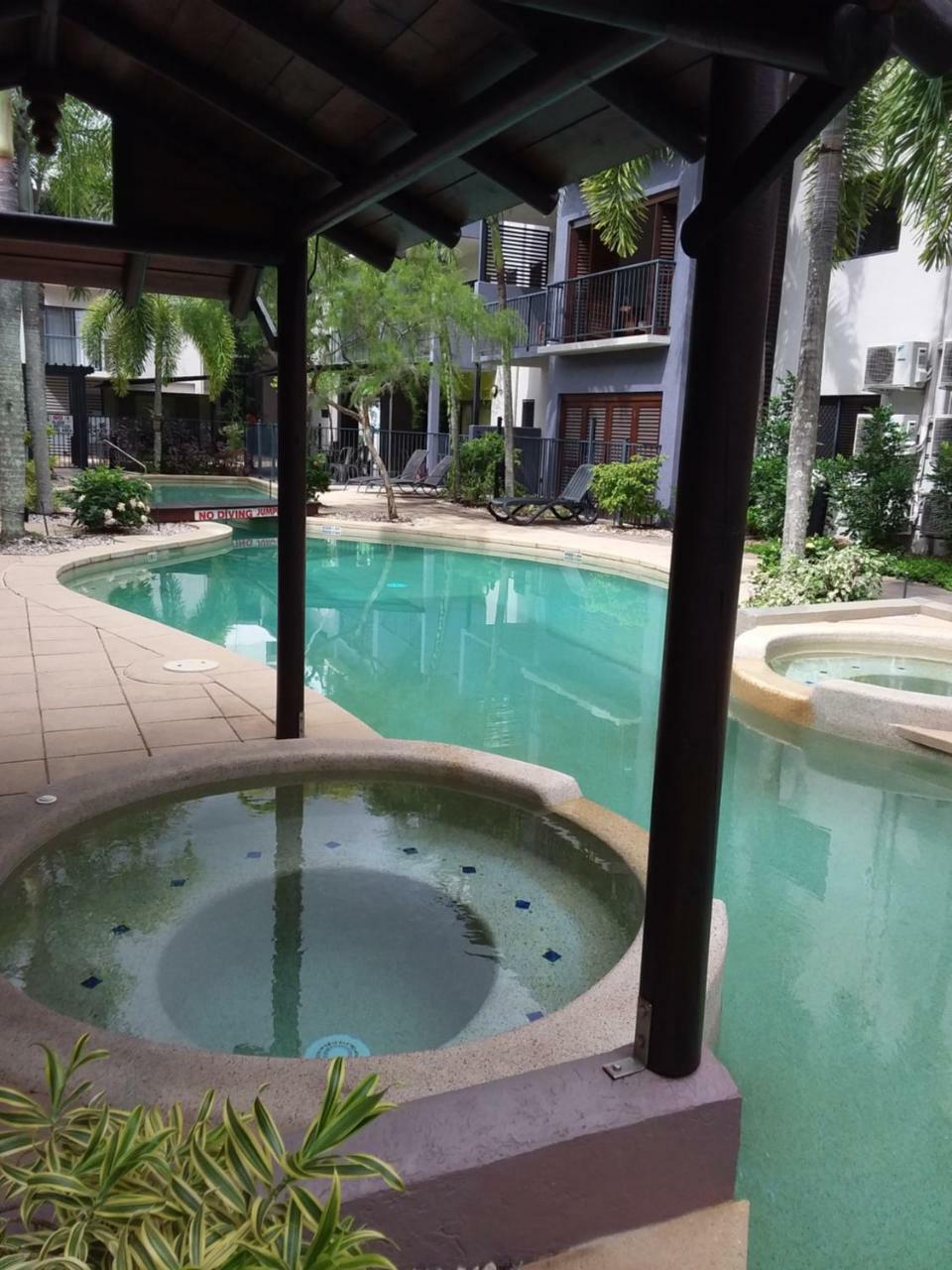 Jackies City Central Apartment ケアンズ エクステリア 写真